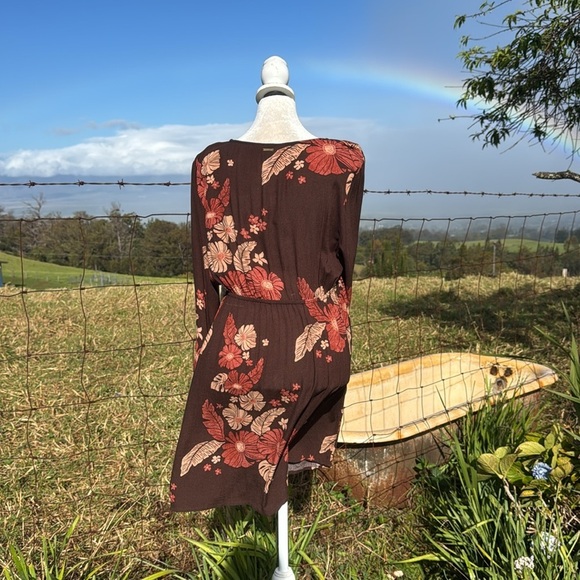 Volcom Over The Sea Dark Chocolate Floral Long Sleeve mini Dress large 10 - Picture 8 of 9